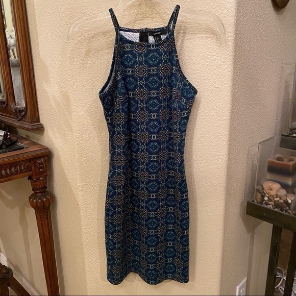 FOREVER 21 Green Pattern Dress Size Small - Picture 1 of 7